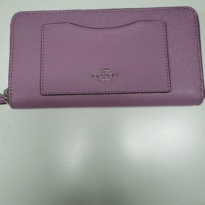 COACH ZIP AROUND WALLET VIOLET ORCHID NWT
